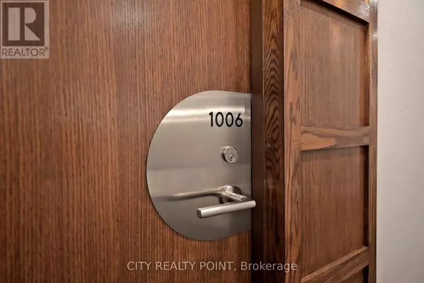 Toronto (mimico), ON M8V4G3,2087 Lake Shore BLVD West #1006