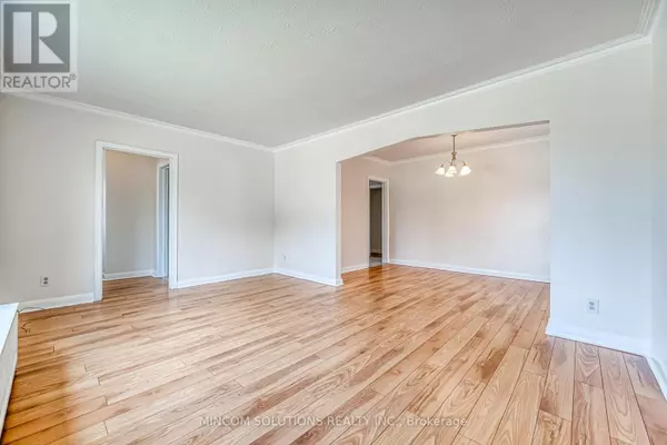 Toronto (alderwood), ON M8W4C9,170 NORTH CARSON STREET