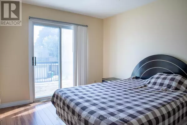 Mississauga (clarkson), ON L5J4A6,2315 Bromsgrove RD #26