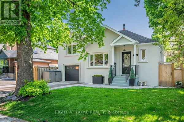 Toronto (stonegate-queensway), ON M8Y3X1,205 PRINCE EDWARD DRIVE S