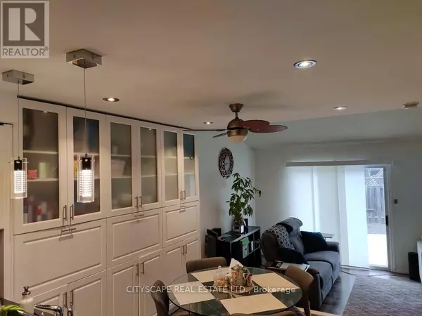 11 TRAMMELL LANE, Brampton (fletcher's West), ON L6Y4J2