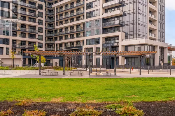 Oakville (jm Joshua Meadows), ON L6H7X9,3220 William Coltson AVE #702