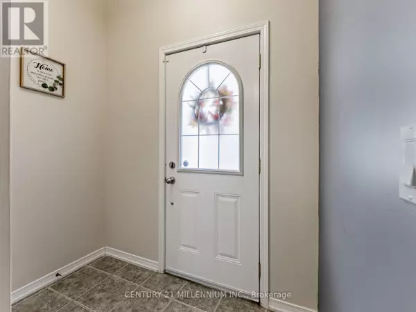 Brampton (bram West), ON L6Y0R1,111 CEDAR LAKE CRESCENT