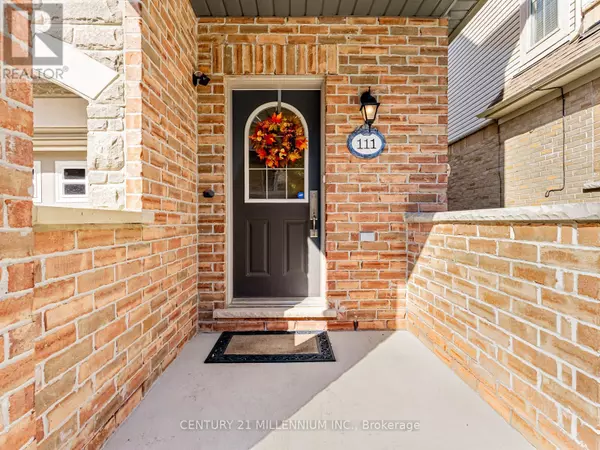 Brampton (bram West), ON L6Y0R1,111 CEDAR LAKE CRESCENT