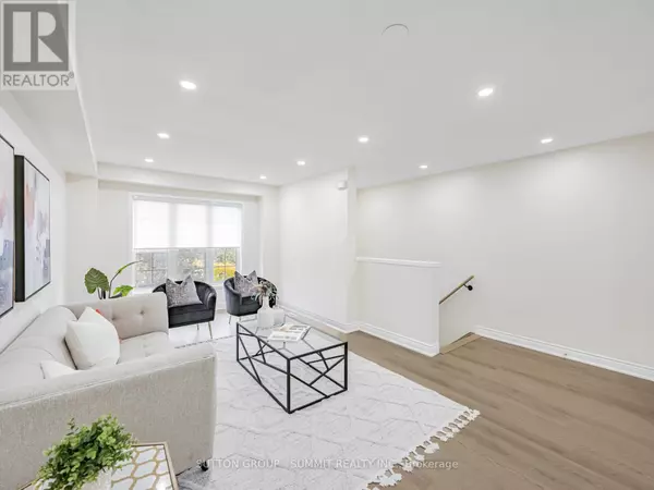 Mississauga (hurontario), ON L4Z4J4,4950 Albina WAY #6