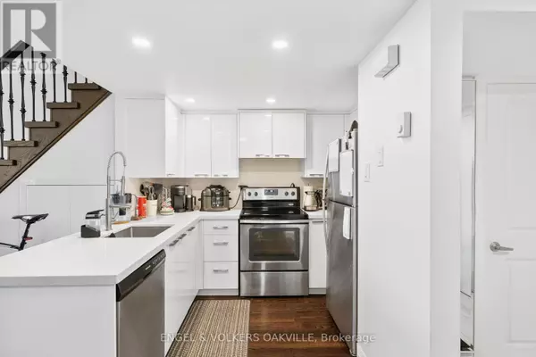 Oakville (br Bronte), ON L6L6L5,100 Bronte RD #416