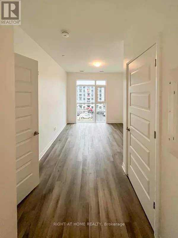 Milton (walker), ON L9E1Z2,460 Gordon Krantz AVE #411