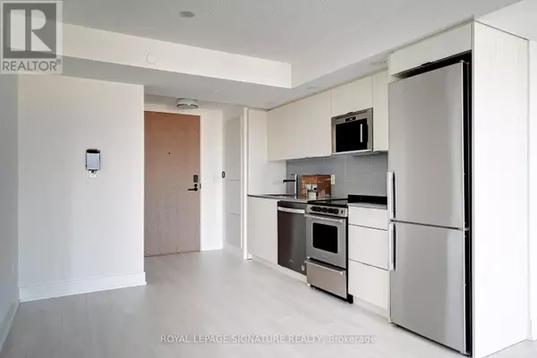 Toronto (etobicoke West Mall), ON M9C0B3,10 Eva RD #1907