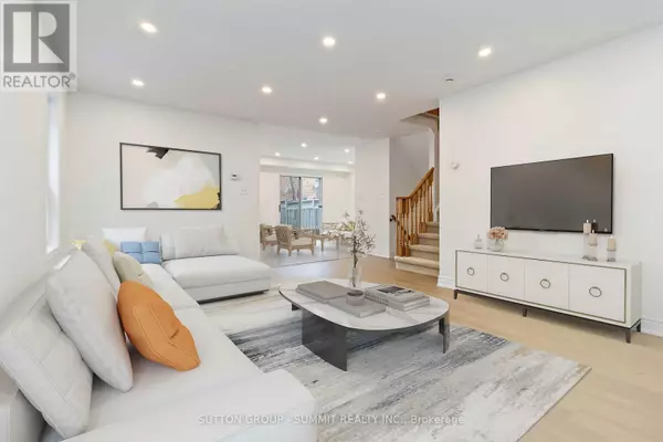 Mississauga (churchill Meadows), ON L5M6T2,3269 CAMBERWELL DRIVE