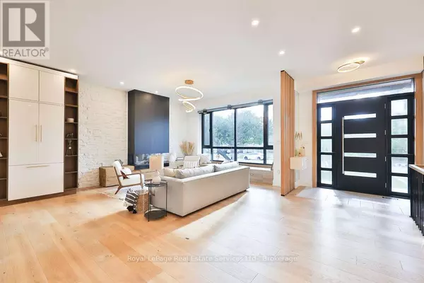 Oakville (wo West), ON L6L3S3,431 SANDLEWOOD ROAD