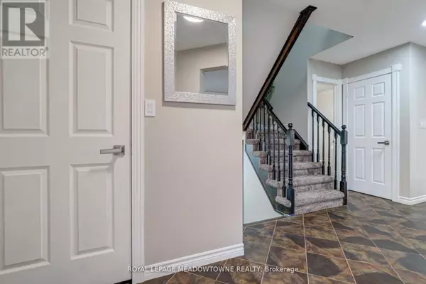 Mississauga (lisgar), ON L5N8A5,3339 CACTUS GATE
