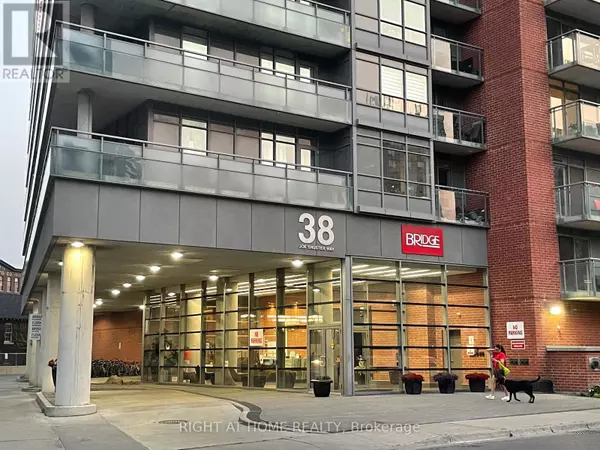 38 Joe Shuster WAY #825, Toronto (south Parkdale), ON M6K0A5