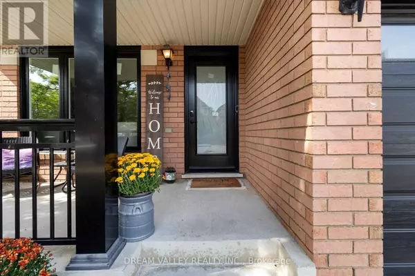 Milton (cl Clarke), ON L9T5J5,1517 EVANS TERRACE