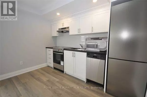 Toronto (long Branch), ON M8W1N2,3465 Lake Shore BLVD West #5