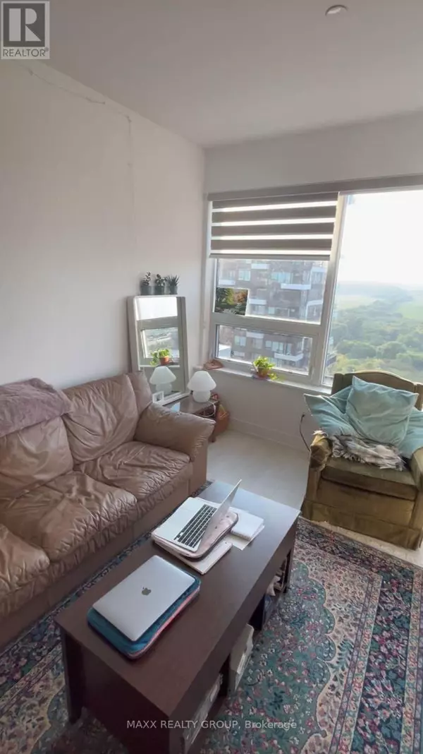 Oakville (ro River Oaks), ON L6H3R8,2485 Taunton RD #1226