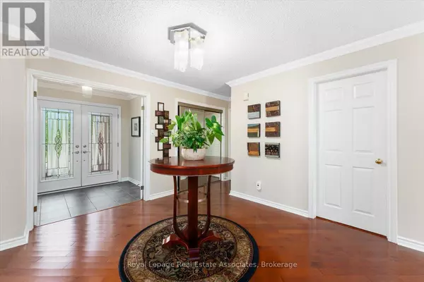 Mississauga (east Credit), ON L5N4P5,1546 HOLLYWELL AVENUE