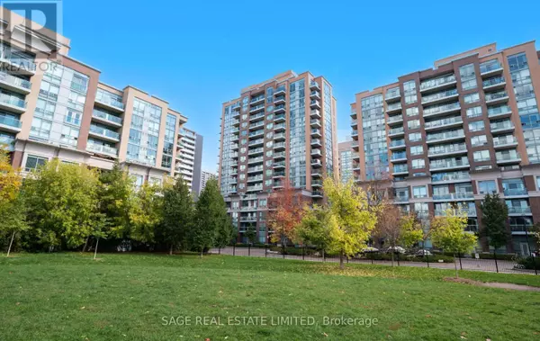 Toronto (islington-city Centre West), ON M9A5G4,15 Michael Power PL #PH2