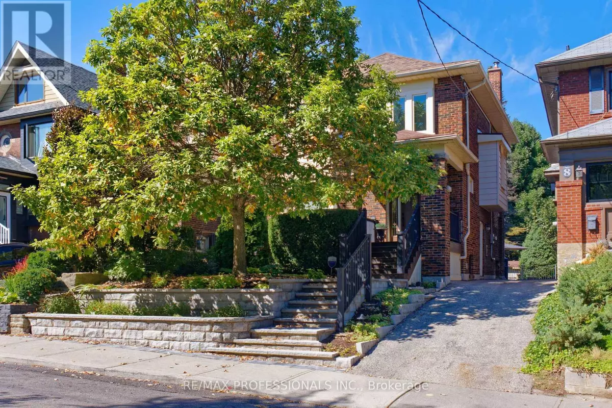 Toronto (high Park North), ON M6P3C6,12 GLENWOOD AVENUE