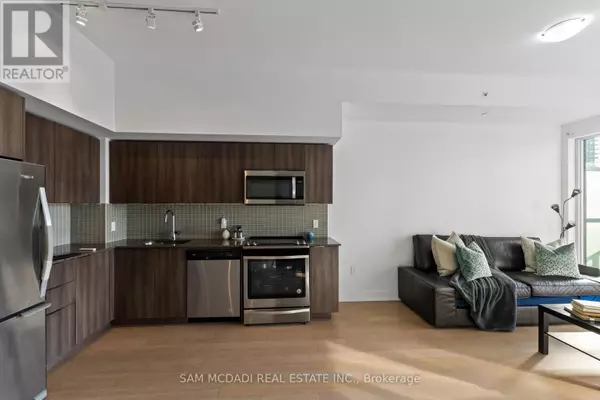 Toronto (mimico), ON M8V1A1,30 Shore Breeze DR West #1012