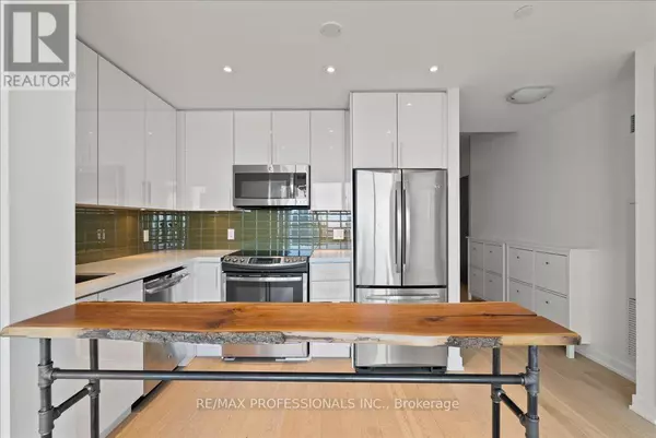 Toronto (mimico), ON M8V0C2,2212 Lake Shore BLVD West #4509