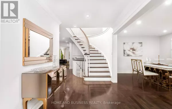 Oakville (ro River Oaks), ON L6H6B4,2192 OAKMEAD BOULEVARD