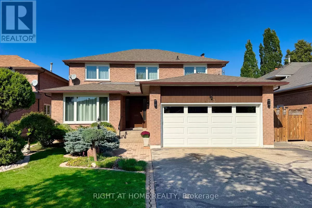 Oakville (ro River Oaks), ON L6H3V2,223 RIVER OAKS BOULEVARD W