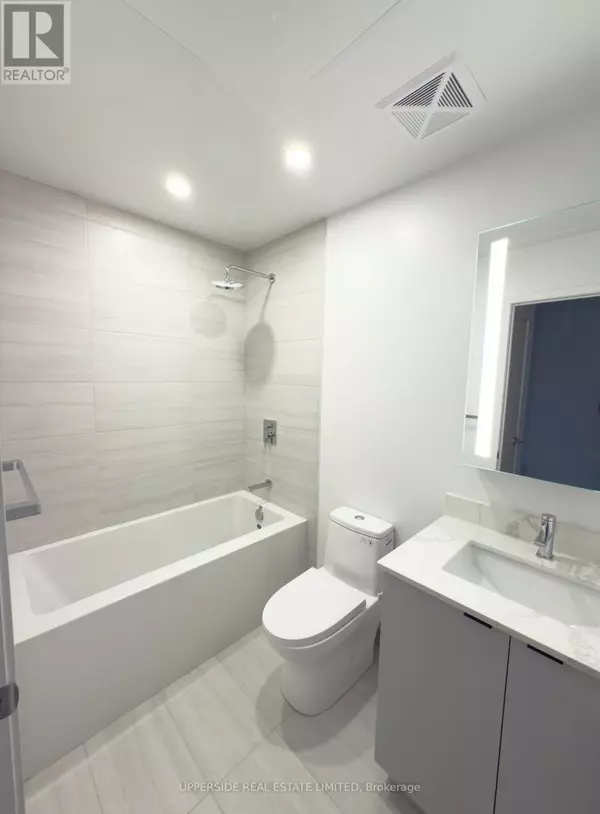 Toronto (south Parkdale), ON M6K0J2,285 Dufferin ST #305