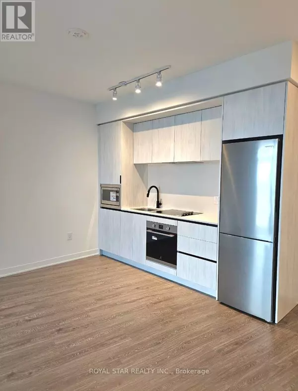 Mississauga (central Erin Mills), ON L5M2T2,2495 Eglinton AVE West #1713