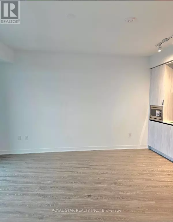 Mississauga (central Erin Mills), ON L5M2T2,2495 Eglinton AVE West #1713