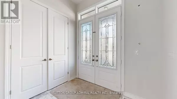 Oakville (go Glenorchy), ON L6H0V8,34 CARNEGIE DRIVE