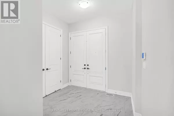 Brampton (bram West), ON L6Y0E4,33 GLADMARY DRIVE