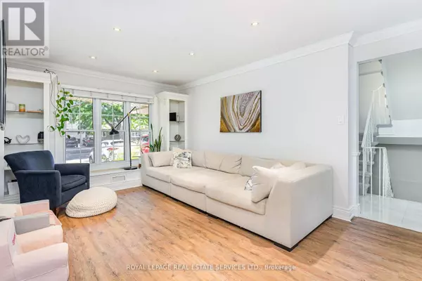 Toronto (eringate-centennial-west Deane), ON M9C5B5,47 LAFFERTY STREET