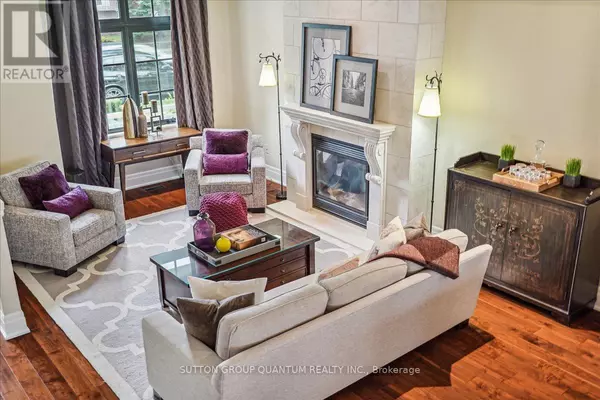 Oakville (br Bronte), ON L6L1C4,2378 MARINE DRIVE