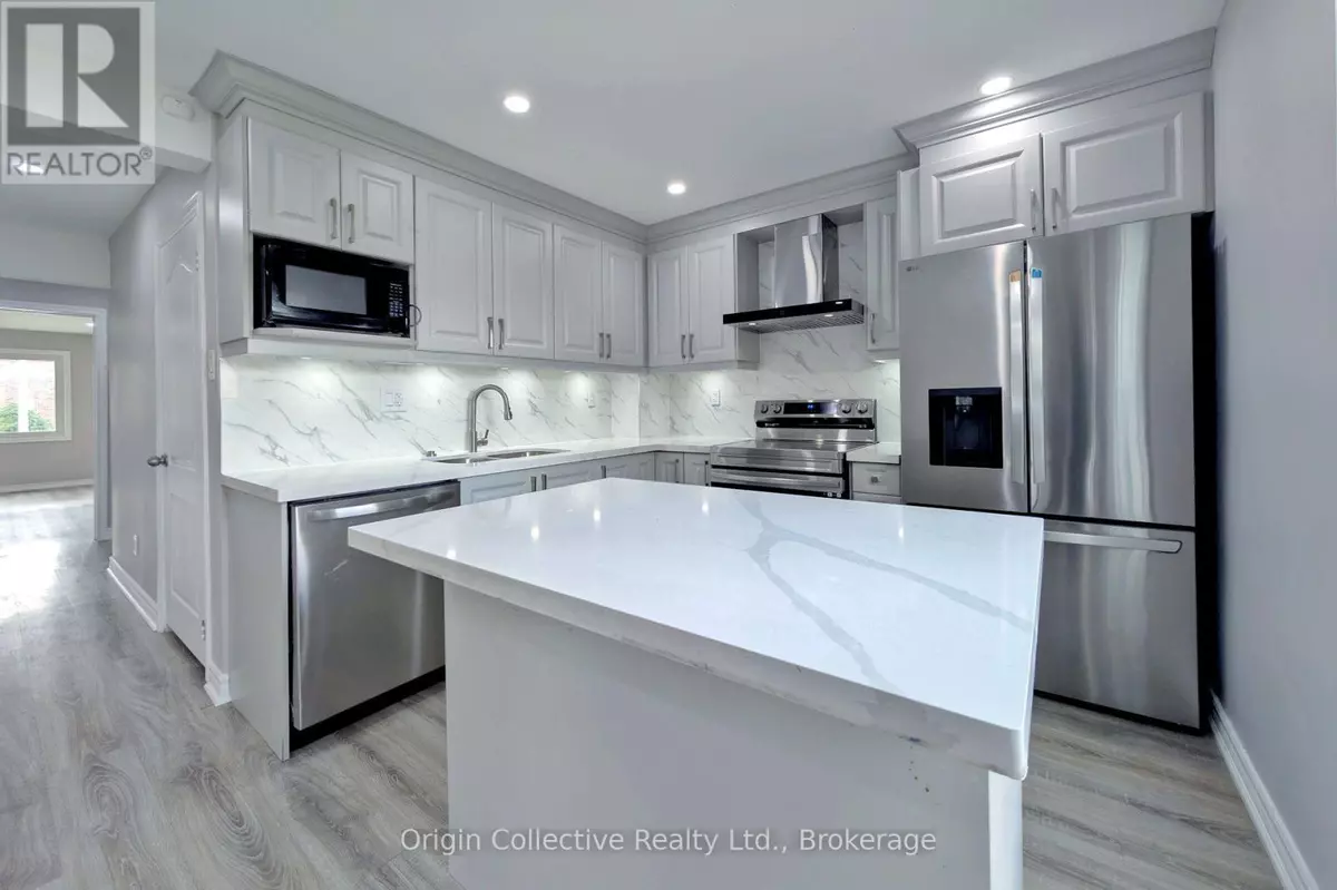 Toronto (west Humber-clairville), ON M9V4R6,47 WOOLENSCOTE CIRCLE