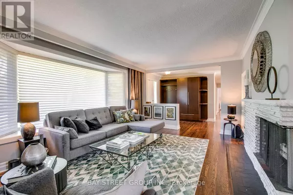 Oakville (fd Ford), ON L6J4Y4,256 EASTCOURT ROAD