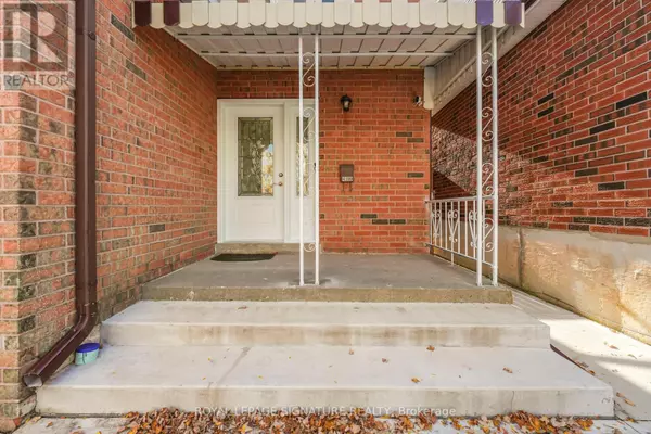 Mississauga (rathwood), ON L4Z1M5,4100 BISHOPSTOKE LANE