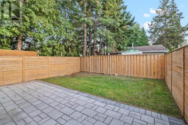 Mississauga (port Credit), ON L5H2P2,10A BENSON AVENUE W