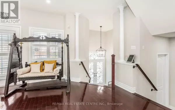 Mississauga (churchill Meadows), ON L5M6L2,3949 Tacc DR #Main House