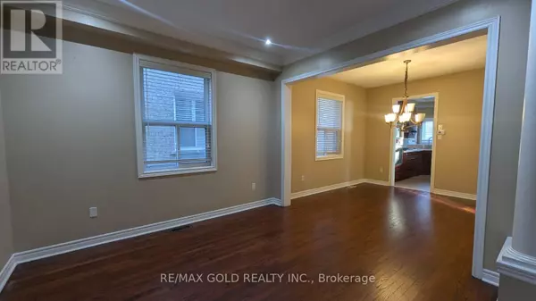 Brampton (sandringham-wellington), ON L6R3C7,3 BORNEO CRESCENT