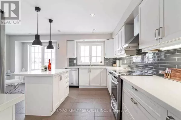 Brampton (northwest Brampton), ON L7A0X7,15 VANHORNE CLOSE