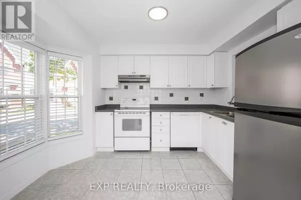 Burlington (tansley), ON L7M4Y3,4200 Kilmer DR #64