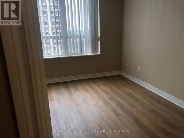 Mississauga (city Centre), ON L5B4P5,3888 Duke Of York BLVD #1631