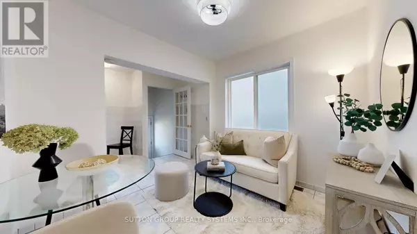 Toronto (briar Hill-belgravia), ON M6E4N5,19 MONTCALM AVENUE