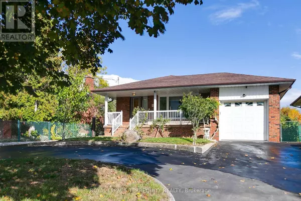 9 LARCHMERE AVENUE, Toronto (humber Summit), ON M9L2N2