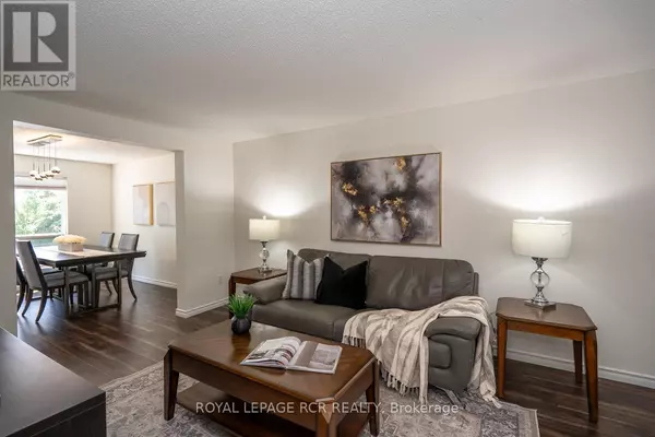 Orangeville, ON L9W4T4,252 ELMWOOD CRESCENT