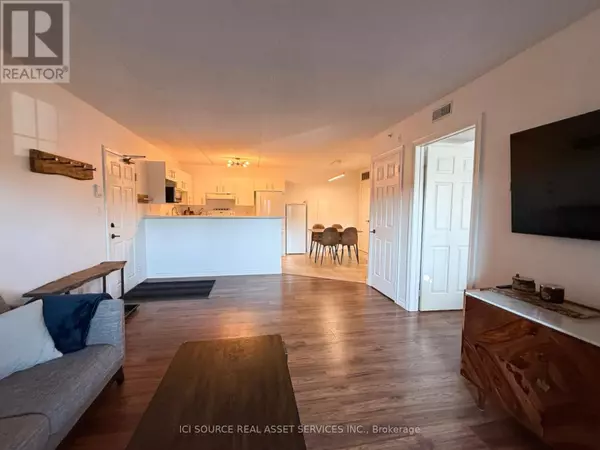 Burlington (tansley), ON L7M4M1,4003 Kilmer DR #204