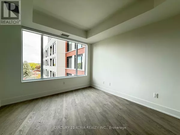 Toronto (edenbridge-humber Valley), ON M9A0G2,259 The Kingsway #430