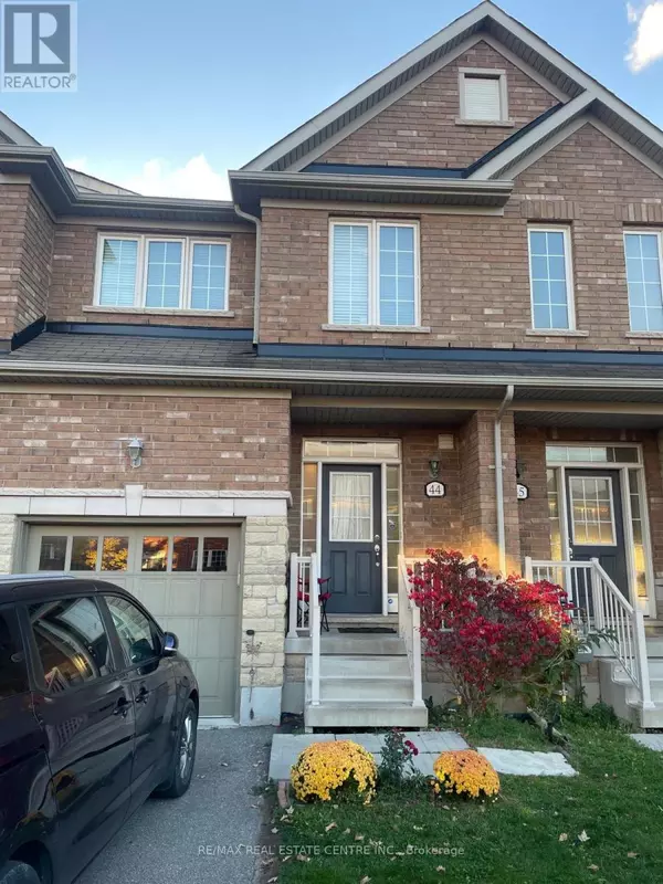 Milton (wi Willmott), ON L9T8B1,745 Farmstead DR #44