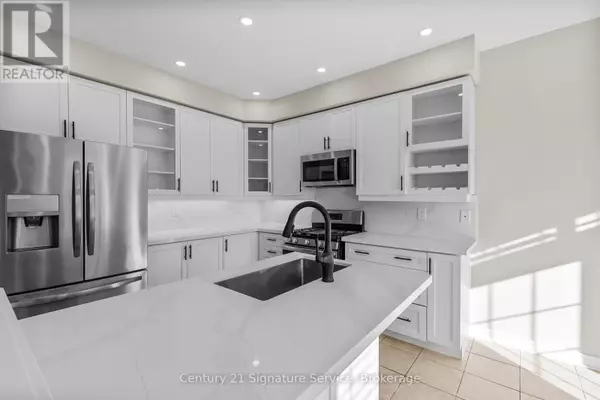 Brampton (bram West), ON L6Y5J8,54 MILLHOUSE MEWS