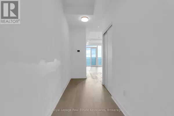 3883 Quartz RD #1909, Mississauga (city Centre), ON L5B0M4